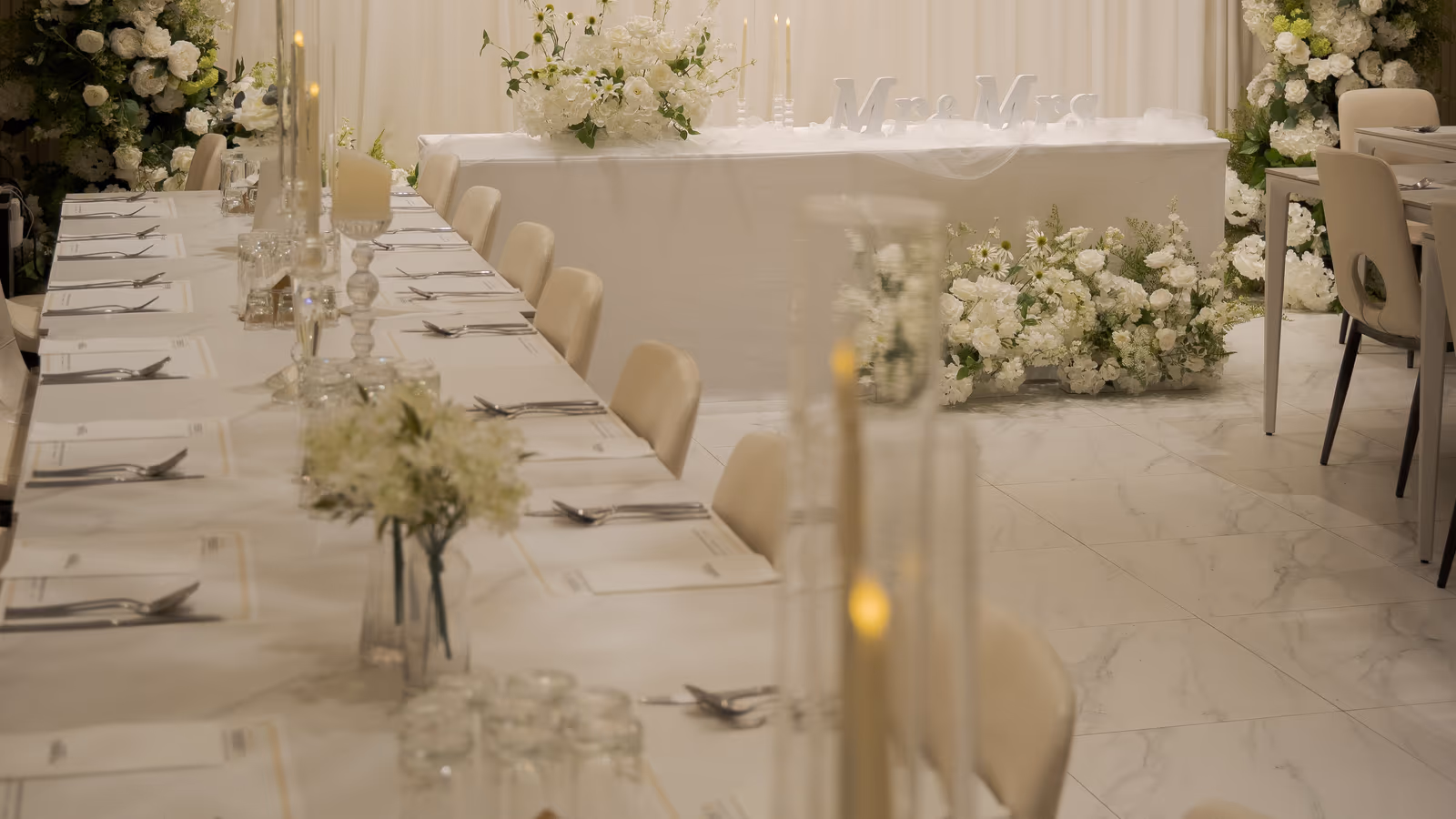 Exclusive 4 PRIVATE DINING 2