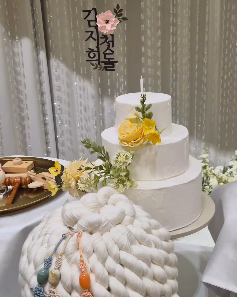 더비앙 송도 후기 - 양가가족들만 모시고 소규모 돌잔치를 진행 했어요 가족들만 하기에도 적당한 크…